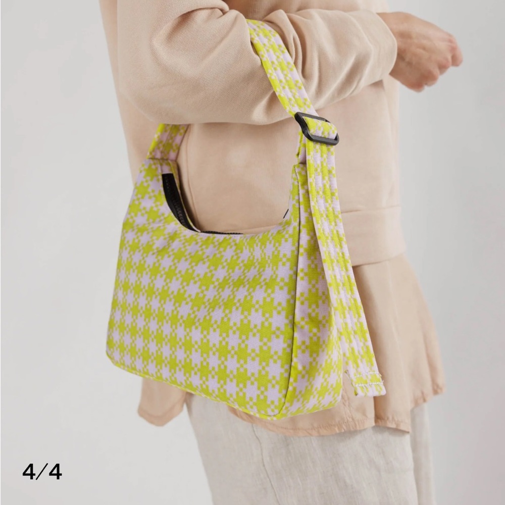 BAGGU Yellow and White Mini Shoulder Bag - Picture 2 of 3